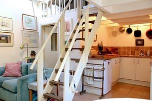 Counter weighted staircase